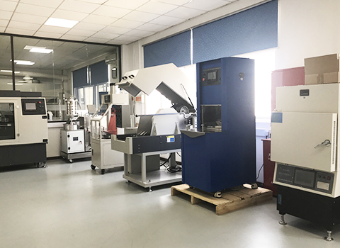 Asphalt lab. for specimen prepare