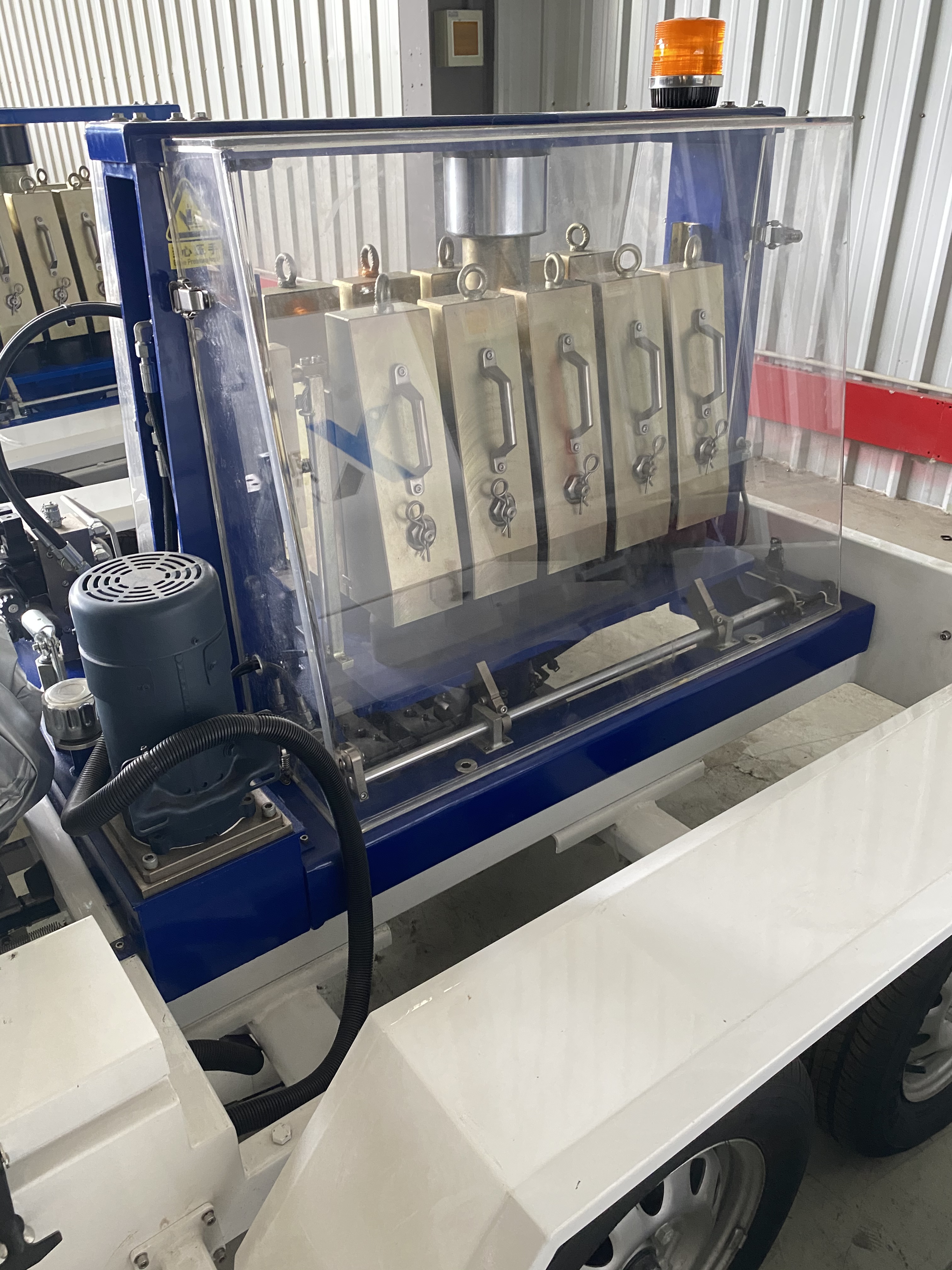 Heavy Weight Deflectometer HWD