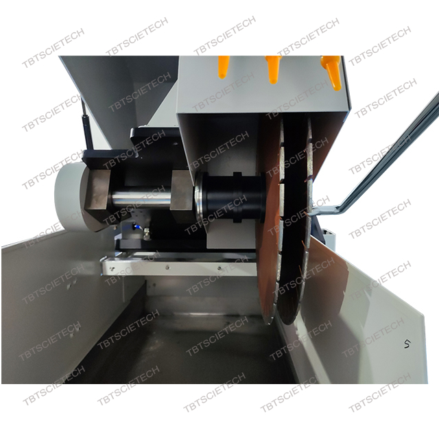 Asphalt Mixture Cutting Machine